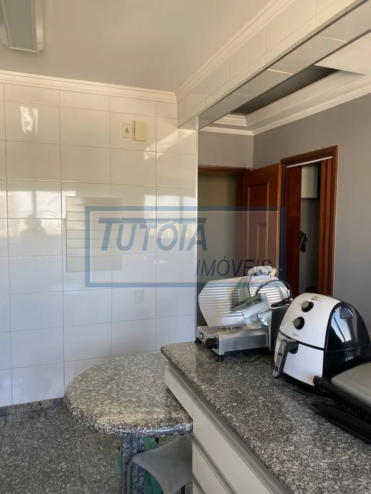 Apartamento, 4 quartos, 266 m² - Foto 12
