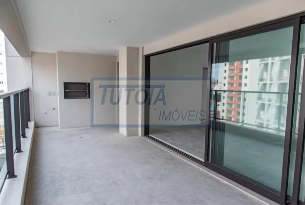 Apartamento à venda com 4 quartos, 145m² - Foto 3