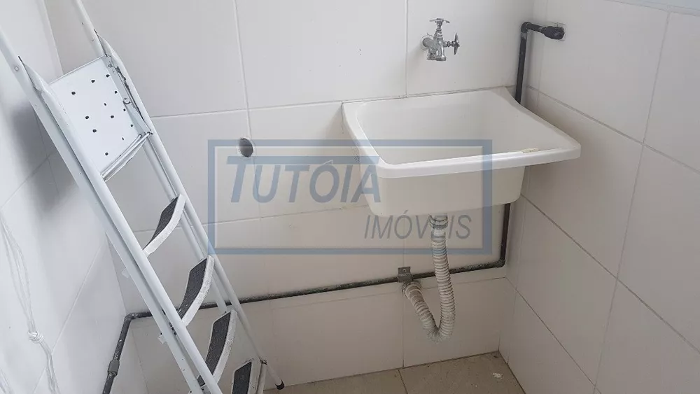 Apartamento para alugar com 1 quarto, 50m² - Foto 11