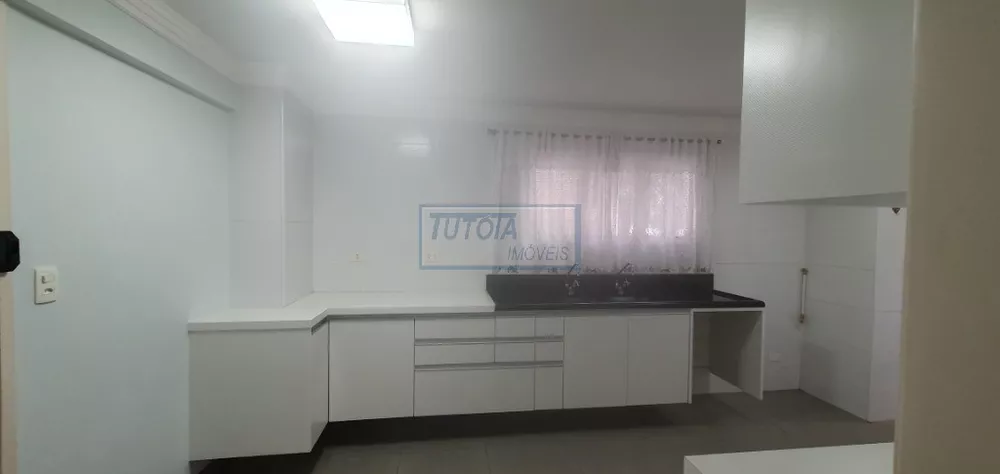 Apartamento, 3 quartos, 130 m² - Foto 2