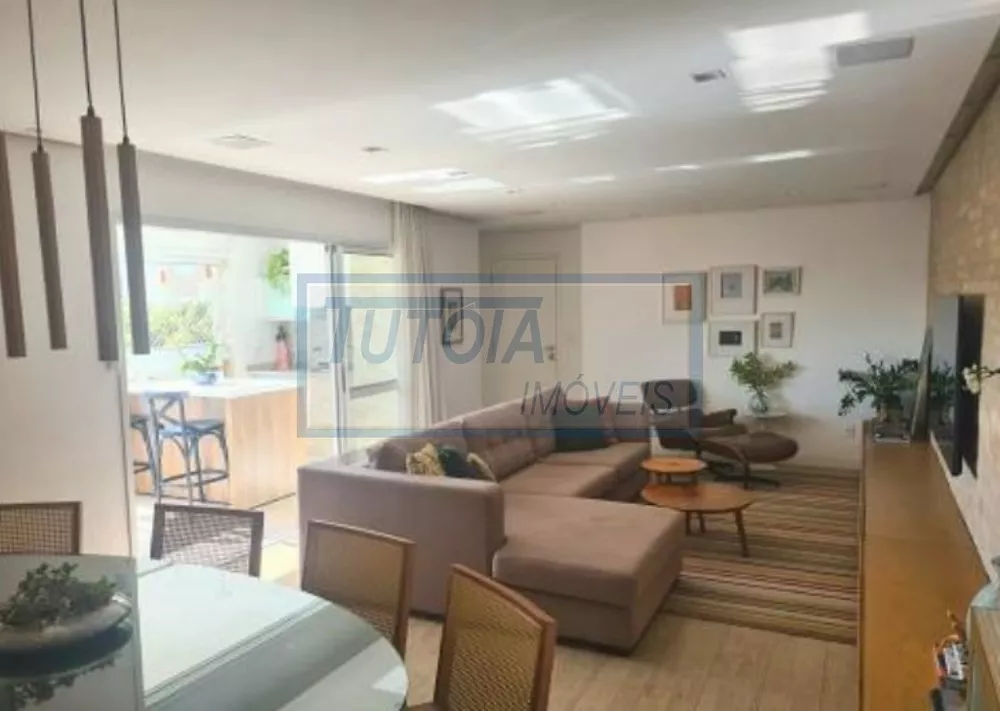 Apartamento à venda com 3 quartos, 135m² - Foto 1