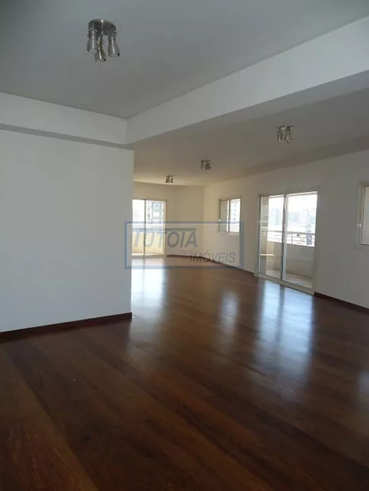 Apartamento para alugar com 4 quartos, 265m² - Foto 2