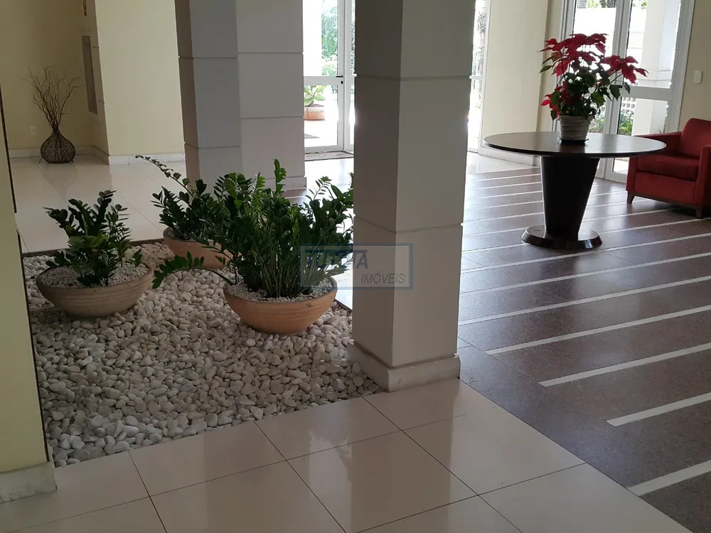 Cobertura, 3 quartos, 217 m² - Foto 9
