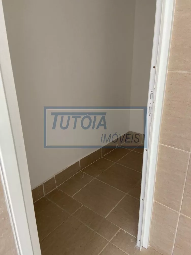 Apartamento, 3 quartos, 188 m² - Foto 2