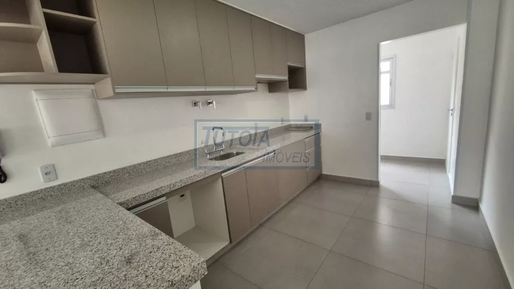 Apartamento à venda com 3 quartos, 101m² - Foto 1