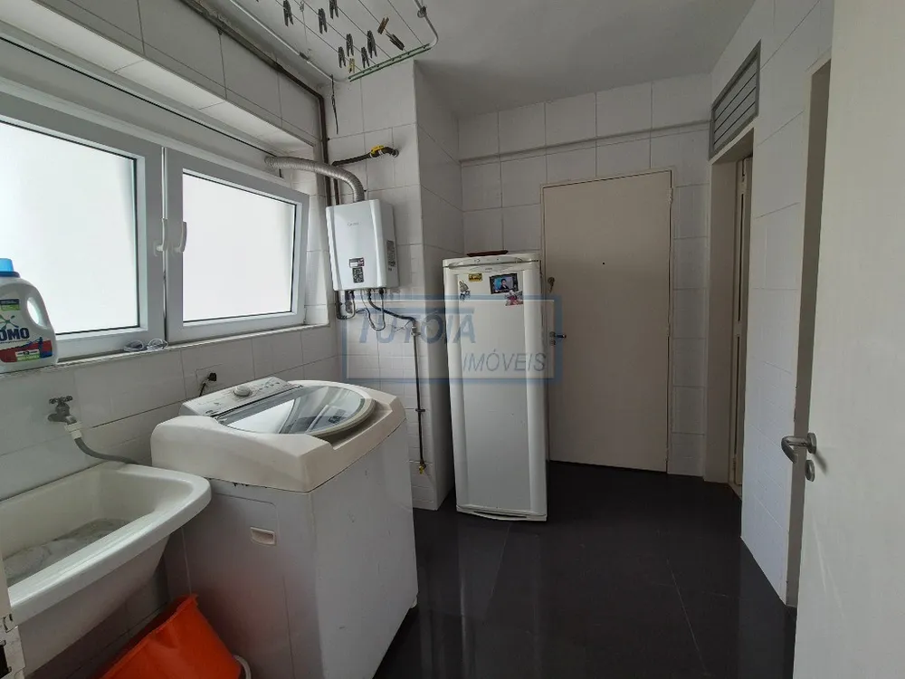 Apartamento, 3 quartos, 130 m² - Foto 3