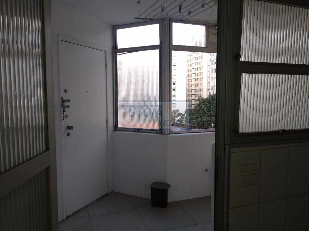 Apartamento para alugar com 3 quartos, 190m² - Foto 4
