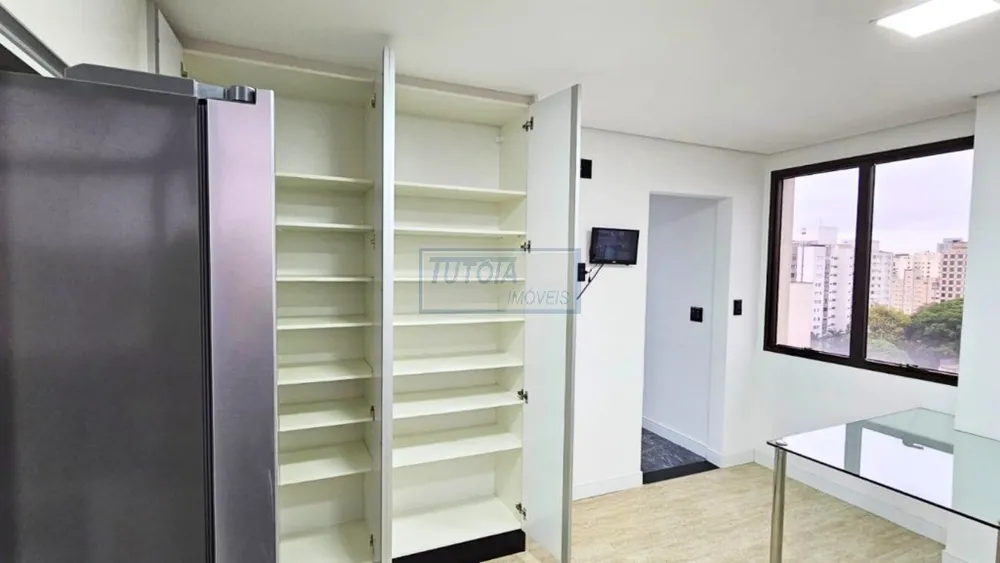 Apartamento, 3 quartos, 210 m² - Foto 1