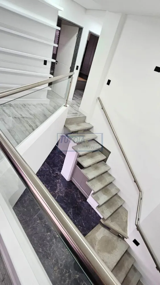 Apartamento, 3 quartos, 210 m² - Foto 2