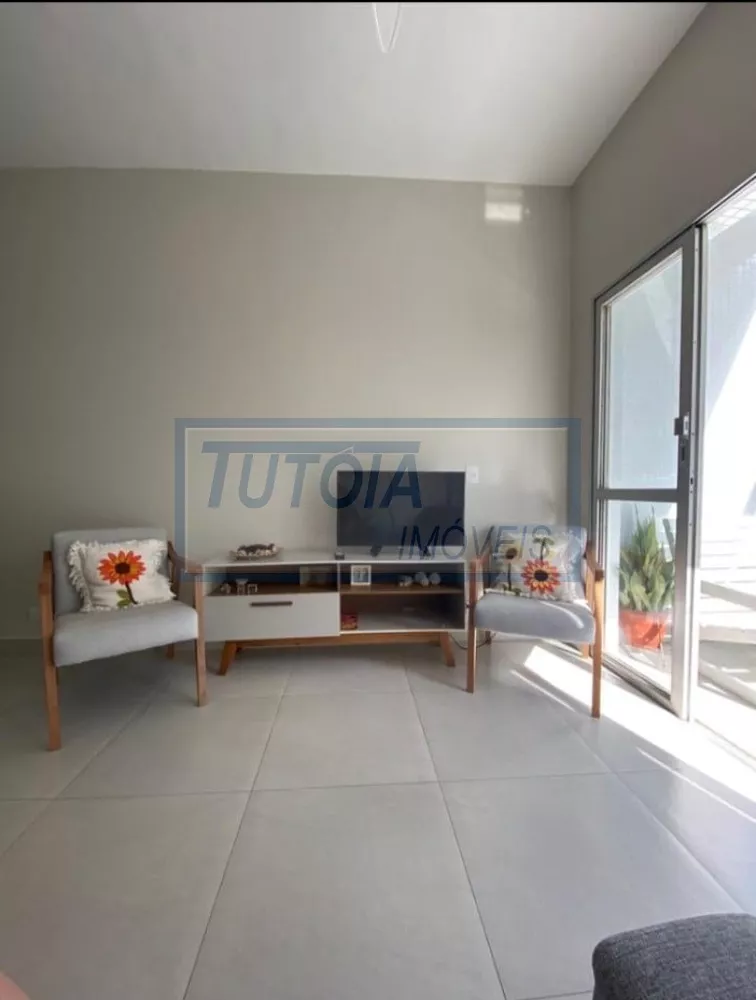 Apartamento à venda com 3 quartos, 85m² - Foto 2