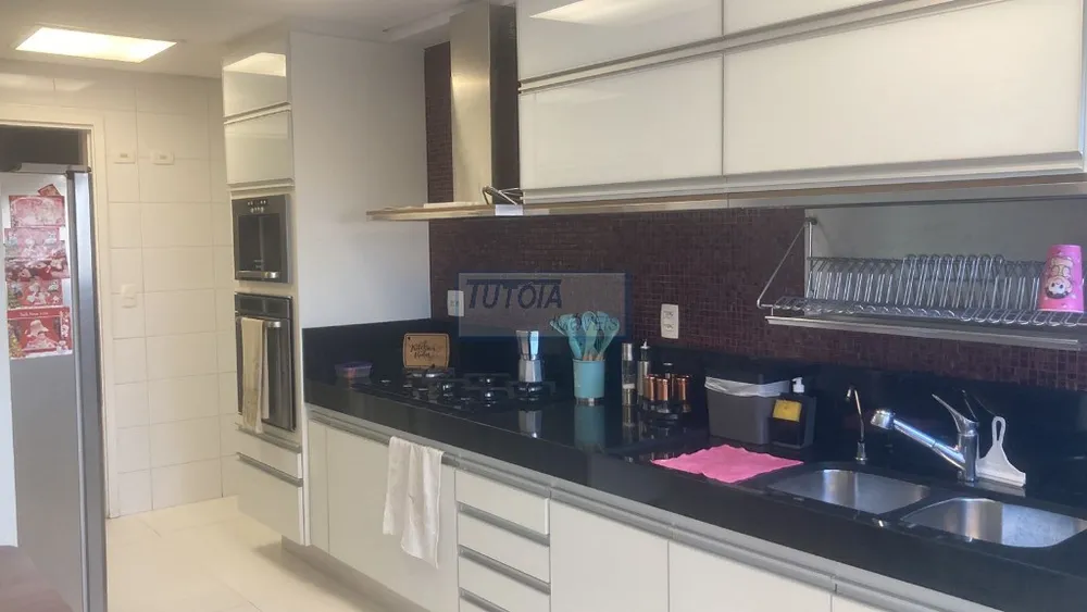 Apartamento, 3 quartos, 213 m² - Foto 3