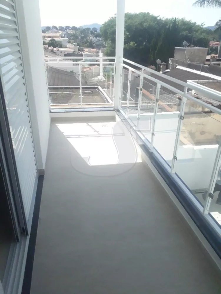 Casa, 4 quartos, 280 m² - Foto 1