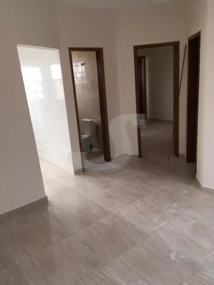 Casa à venda com 2 quartos, 55m² - Foto 1