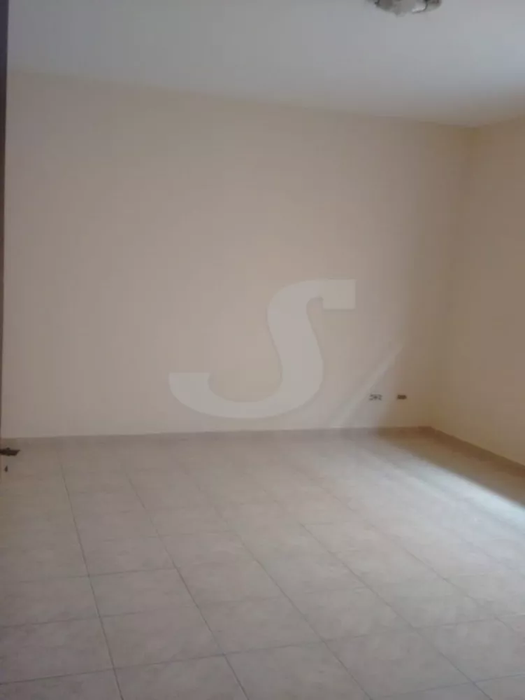 Casa à venda com 2 quartos, 125m² - Foto 4