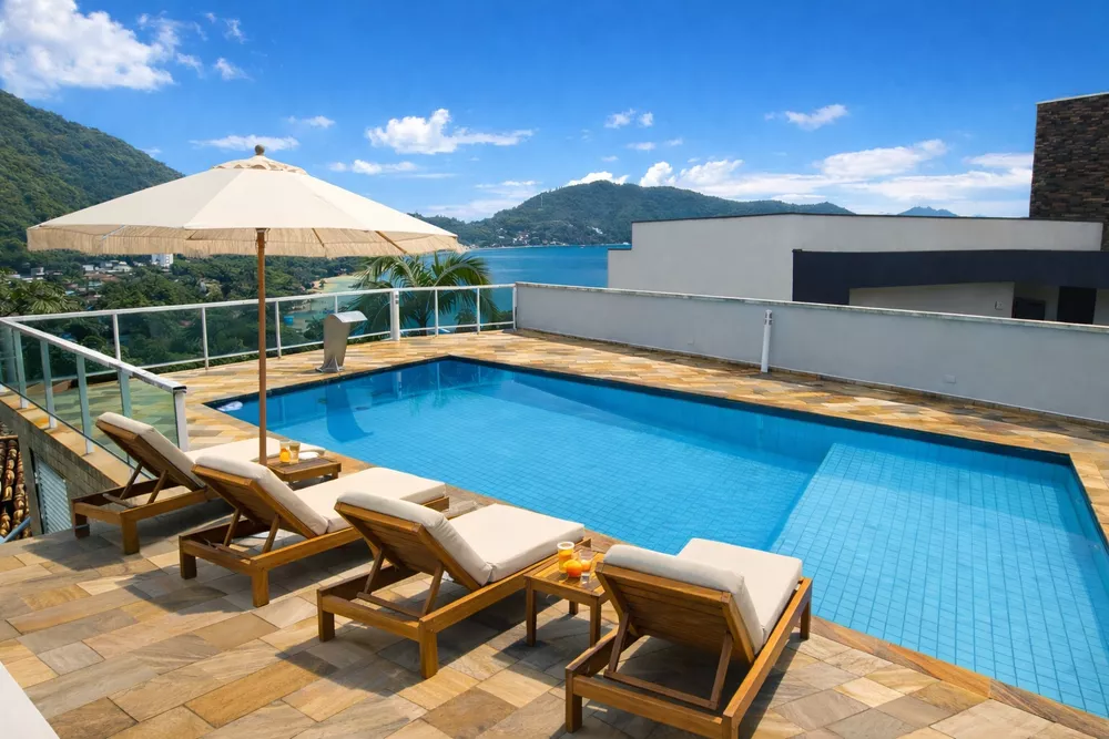 Casa, 9 quartos, 212 m² - Foto 1