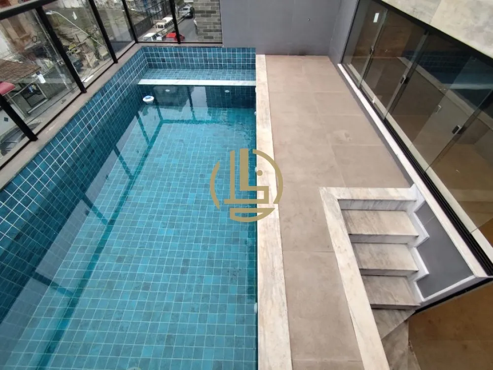 Sobrado, 3 quartos, 280 m² - Foto 1