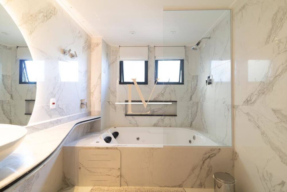 Apartamento, 4 quartos, 250 m² - Foto 1