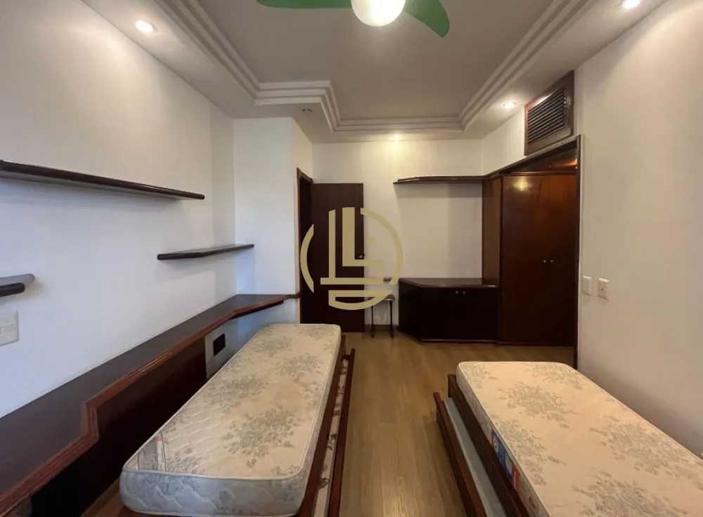 Apartamento, 3 quartos, 252 m² - Foto 9