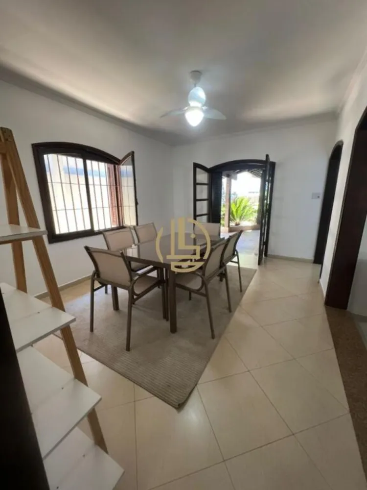 Casa, 4 quartos, 266 m² - Foto 9