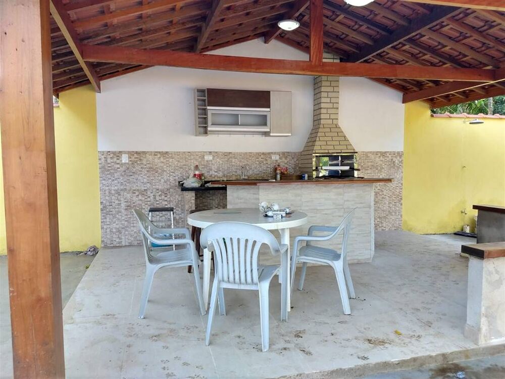 Casa à venda com 2 quartos, 75m² - Foto 4