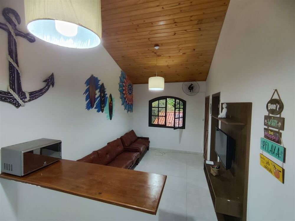 Casa à venda com 2 quartos, 75m² - Foto 12