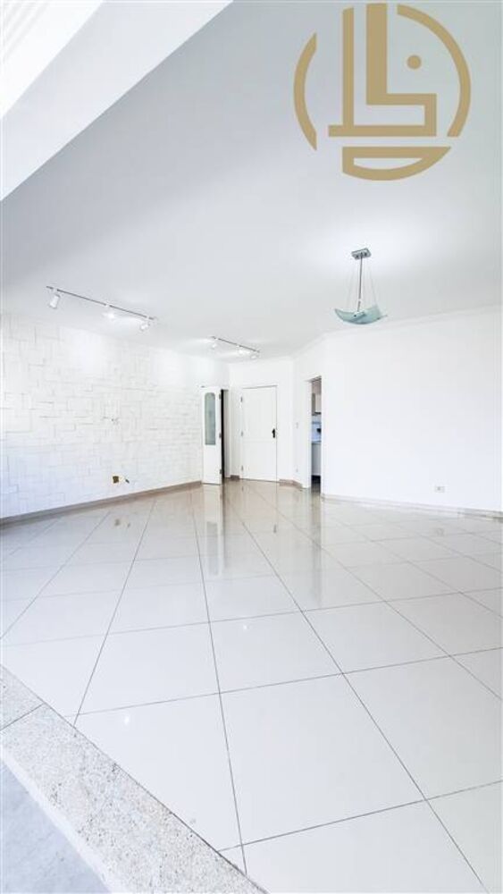 Apartamento à venda com 3 quartos, 150m² - Foto 6
