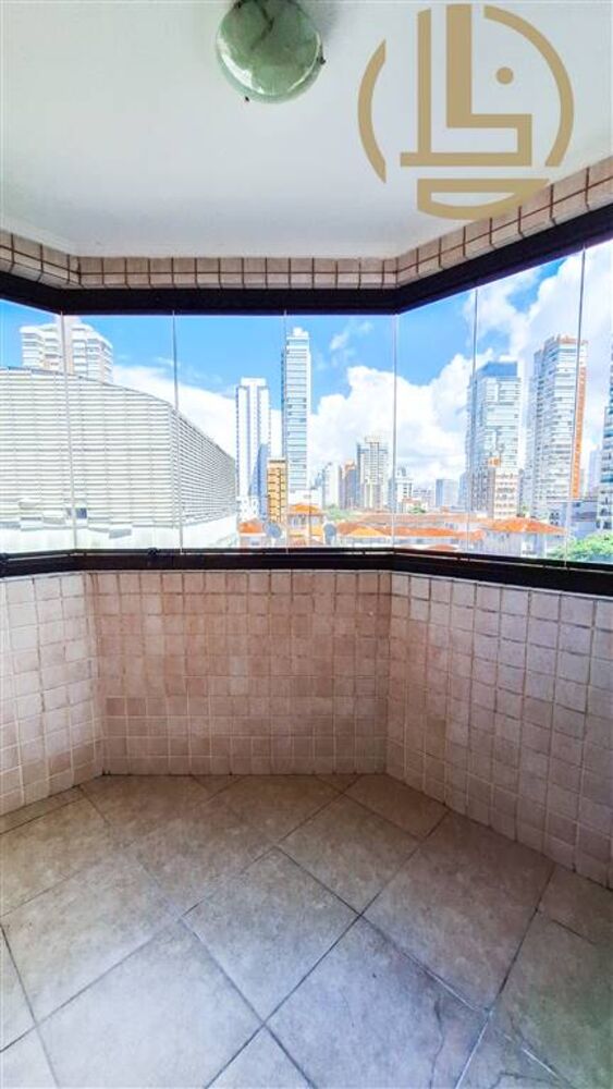 Apartamento à venda com 3 quartos, 150m² - Foto 11
