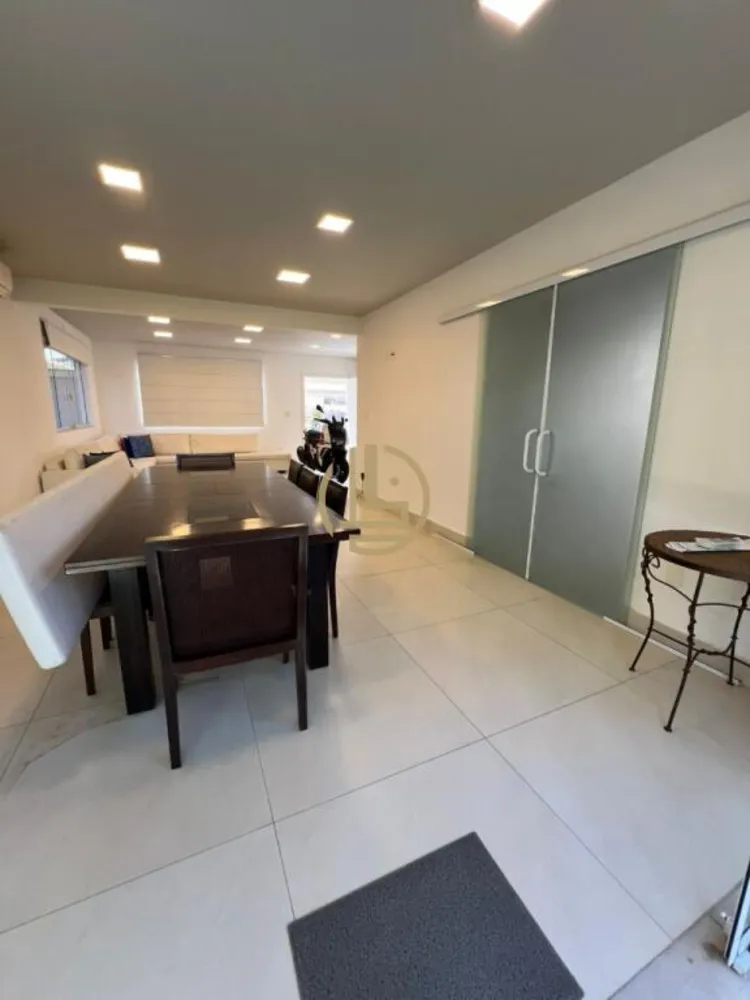 Casa, 4 quartos, 236 m² - Foto 3