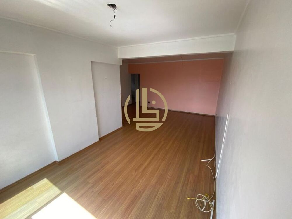 Apartamento à venda com 3 quartos, 107m² - Foto 5