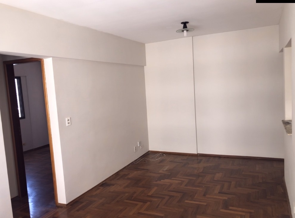 Apartamento à venda com 2 quartos, 56m² - Foto 17