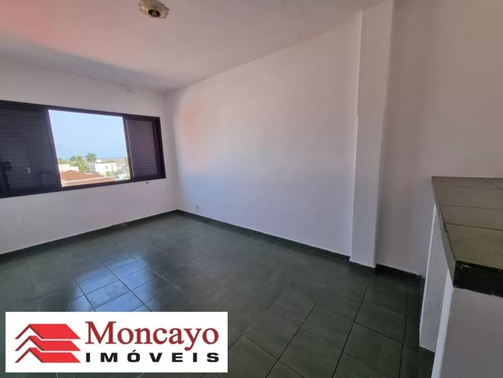 Apartamento à venda com 2 quartos, 84m² - Foto 3