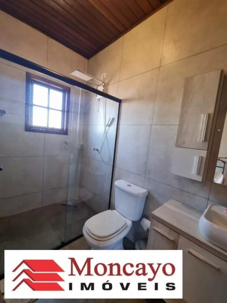 Casa à venda com 3 quartos, 360m² - Foto 2