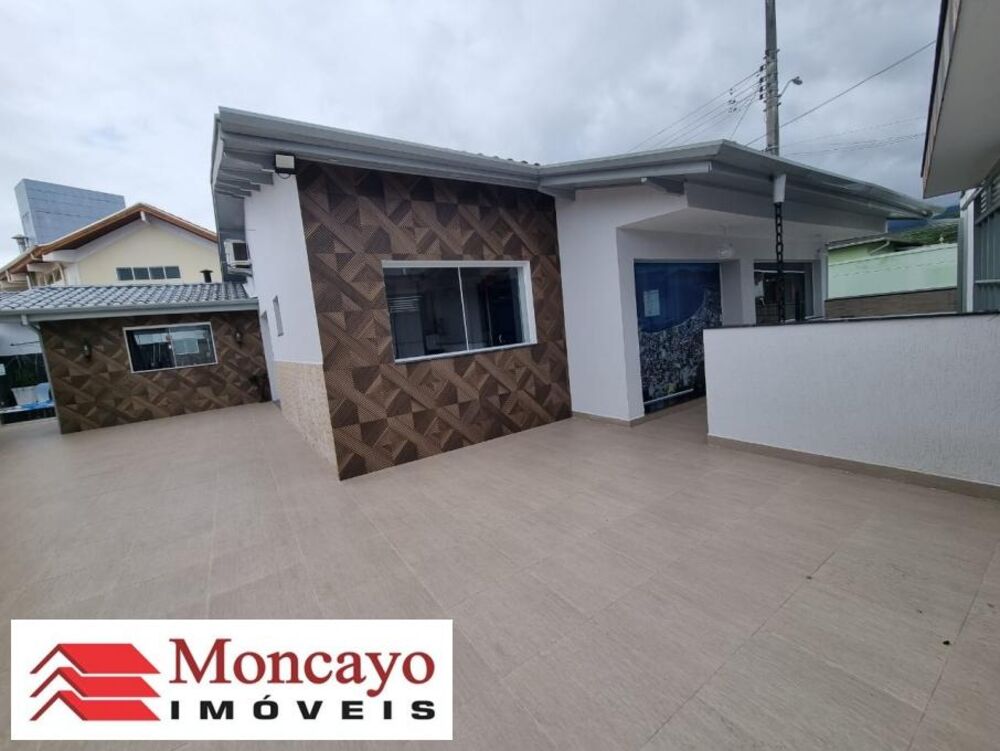 Casa, 3 quartos, 327 m² - Foto 1