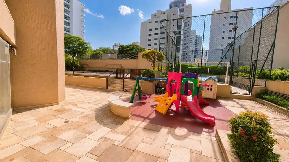 Apartamento, 4 quartos, 235 m² - Foto 1
