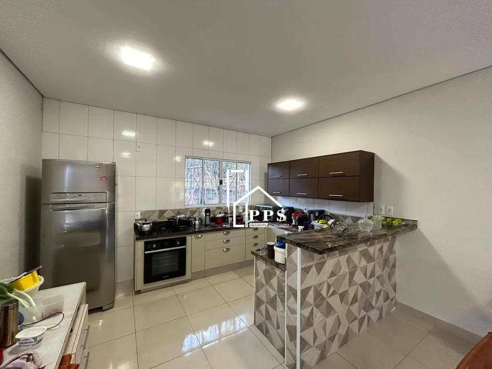 Chácara, 3 quartos, 2477 m² - Foto 11