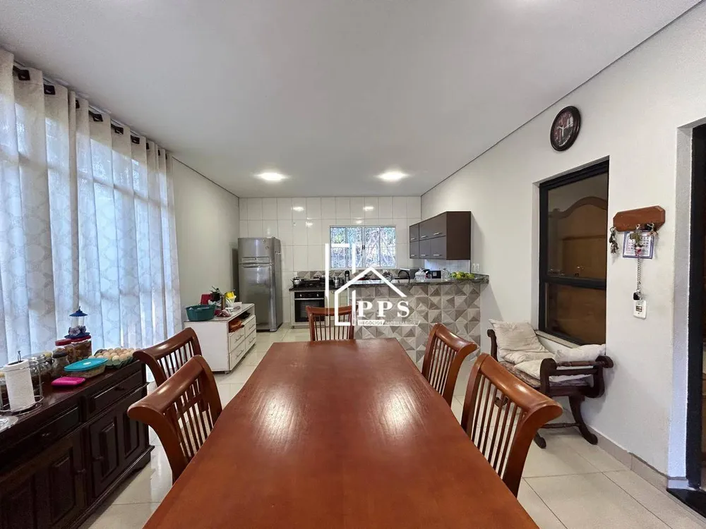 Chácara, 3 quartos, 2477 m² - Foto 8