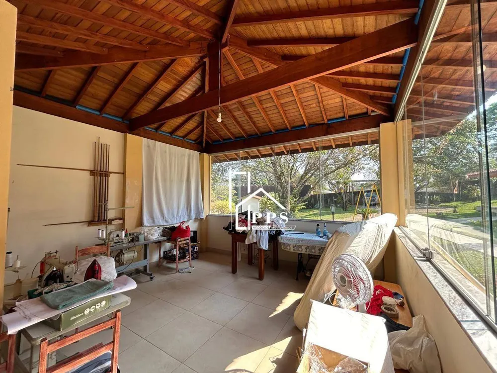 Chácara, 3 quartos, 2477 m² - Foto 5