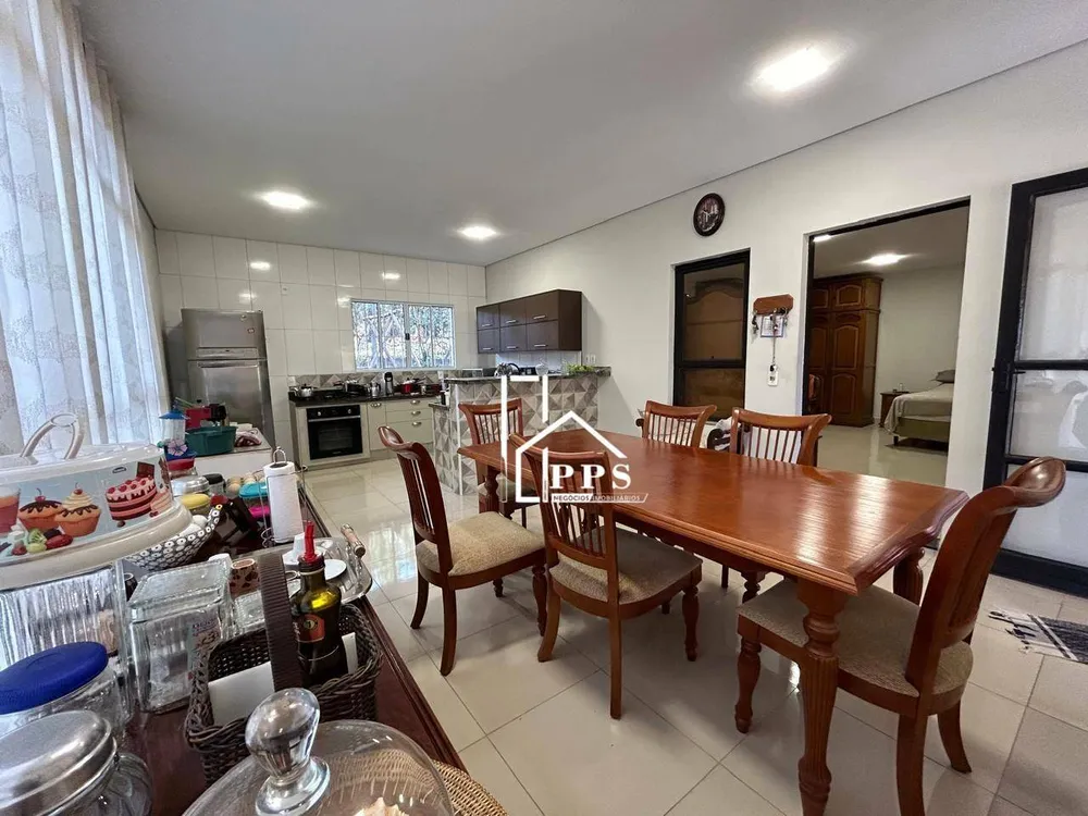 Chácara, 3 quartos, 2477 m² - Foto 10