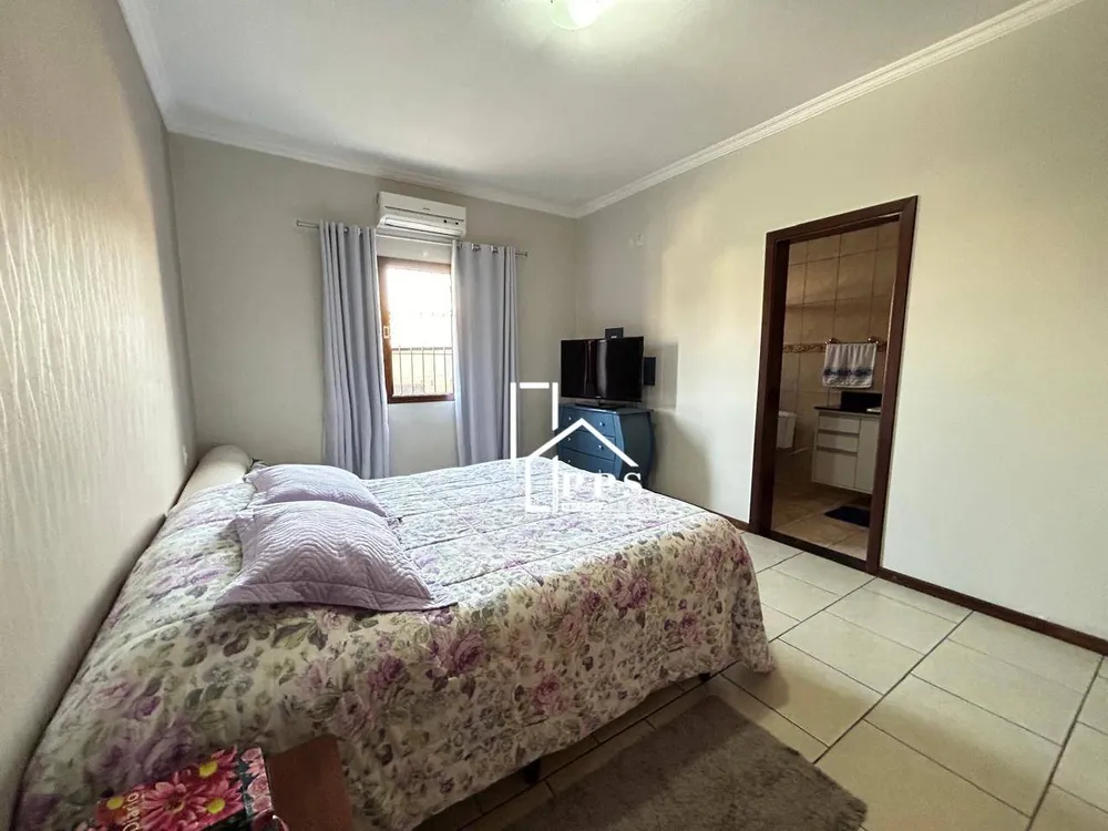 Casa, 3 quartos, 181 m² - Foto 5