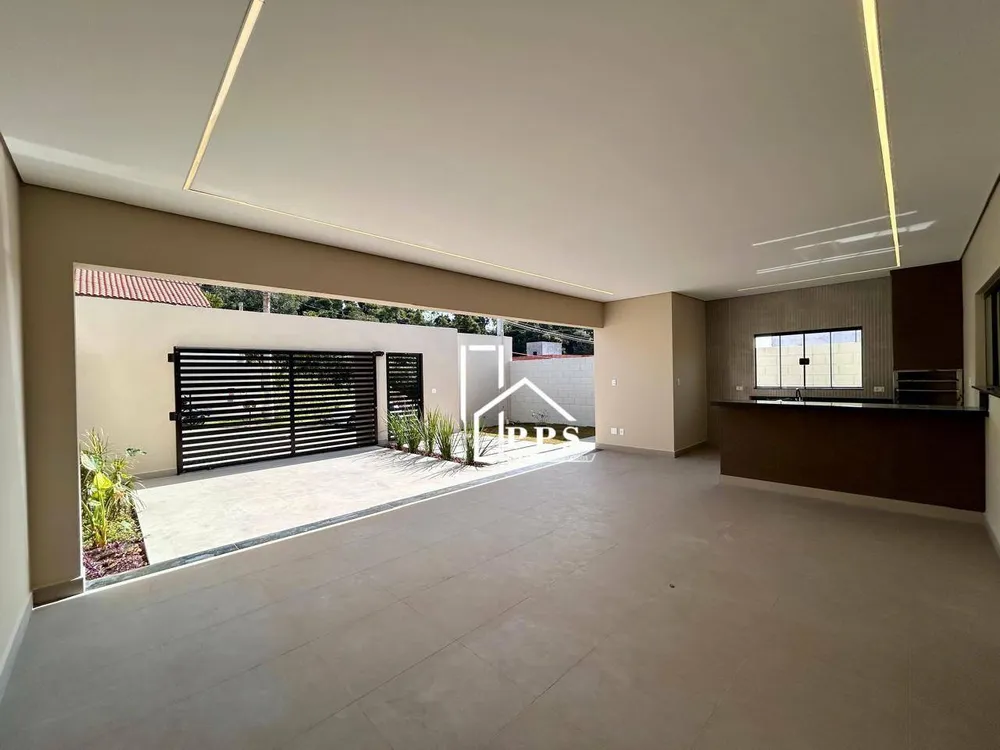 Casa, 3 quartos, 122 m² - Foto 1