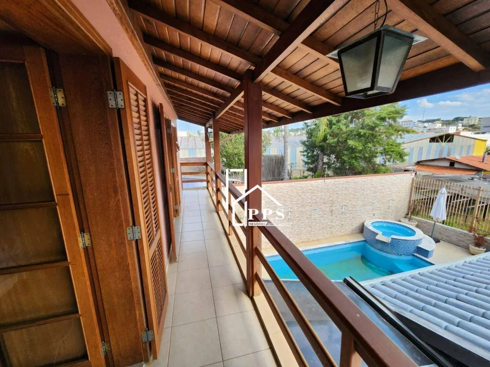 Casa, 3 quartos, 250 m² - Foto 5
