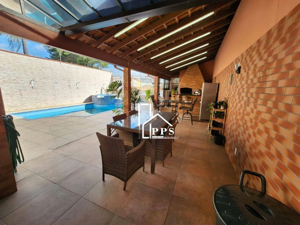Casa, 3 quartos, 250 m² - Foto 10
