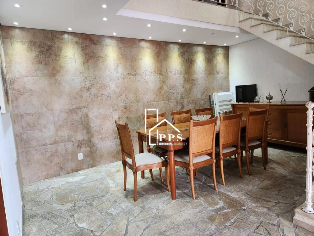 Casa, 3 quartos, 250 m² - Foto 4