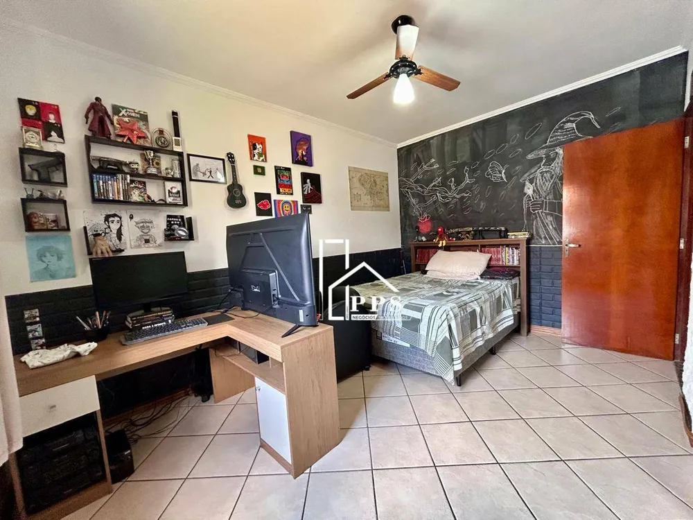 Casa, 4 quartos, 246 m² - Foto 8