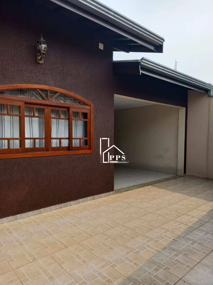 Casa, 3 quartos, 194 m² - Foto 1