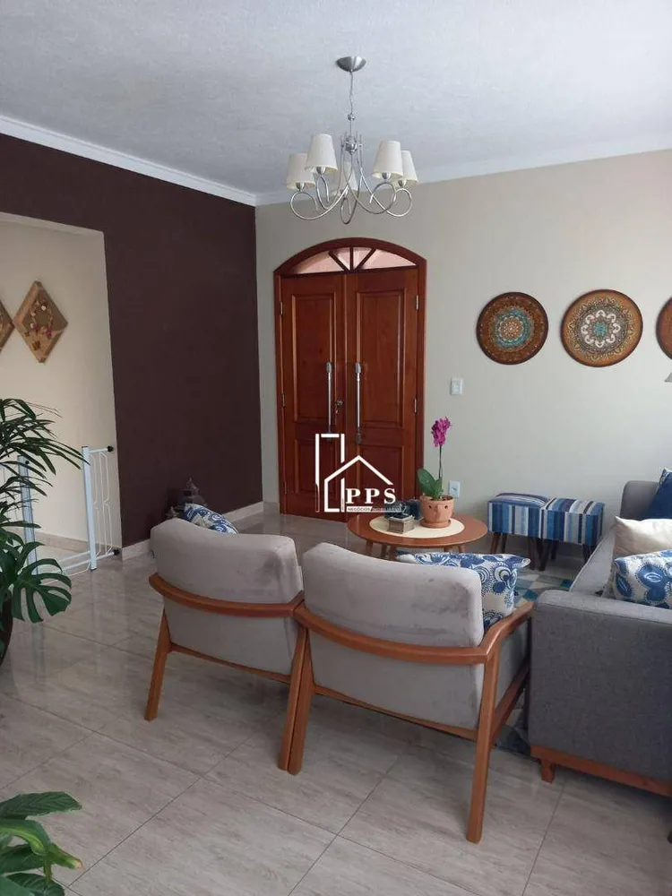 Casa, 3 quartos, 194 m² - Foto 4