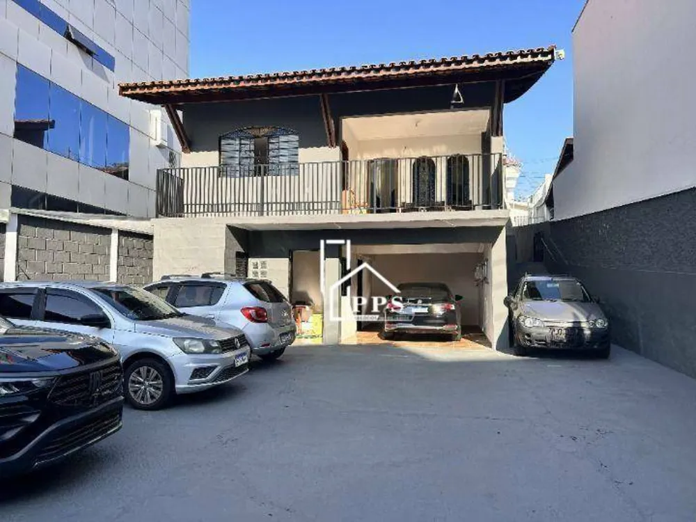Casa, 3 quartos, 178 m² - Foto 1