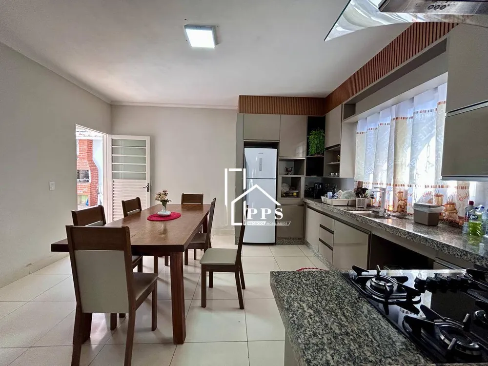 Casa, 3 quartos, 140 m² - Foto 4
