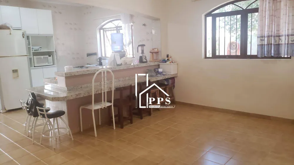 Casa, 3 quartos, 208 m² - Foto 4