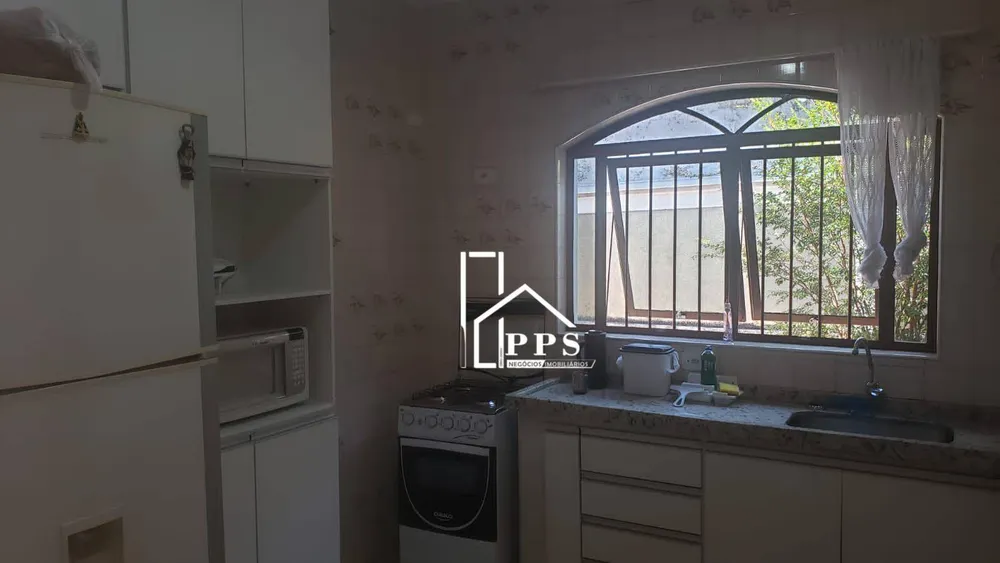 Casa, 3 quartos, 208 m² - Foto 2